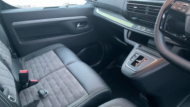 Peugeot Expert L1 Diesel Special Edition 2.0 BlueHDi 180 Sport Van EAT8